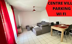 Superbe T2 à deux pas de la gare avec parking!