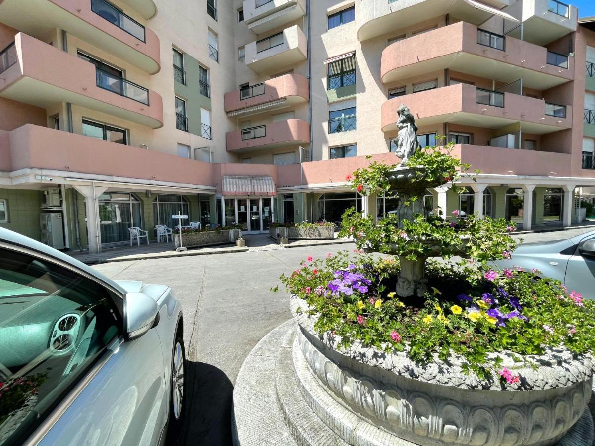 Appartamento Superbe T2 à deux pas de la gare avec parking! Annecy Esterno foto